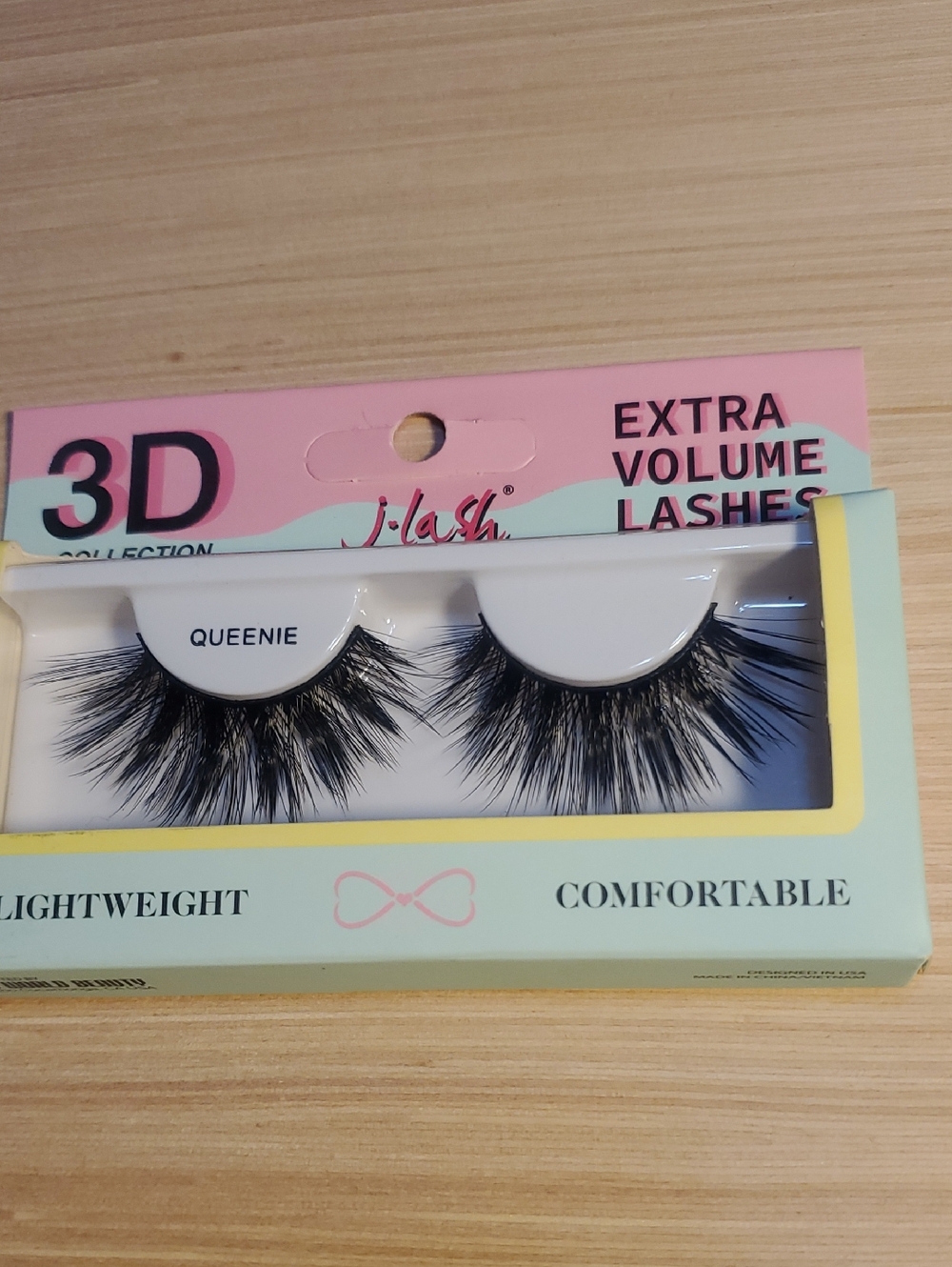 3D Extra Volume False Eyelashes - QUEENIE (Black)